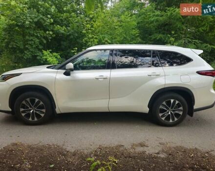 Белый Тойота Хайлендер, объемом двигателя 3.46 л и пробегом 93 тыс. км за 38000 $, фото 2 на Automoto.ua