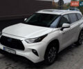 Тойота Хайлендер 2020 в Львове на Automoto.ua Белый Тойота Хайлендер, объемом двигателя 2.49 л и пробегом 60 тыс. км за 47500 $, фото 1 на Automoto.ua