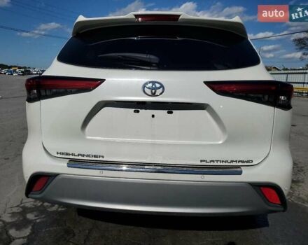 Белый Тойота Хайлендер, объемом двигателя 3.5 л и пробегом 82 тыс. км за 13600 $, фото 5 на Automoto.ua