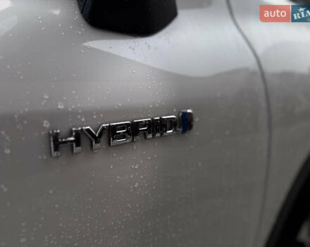 Тойота Хайлендер 2020 в Львове на Automoto.ua Белый Тойота Хайлендер, объемом двигателя 2.49 л и пробегом 60 тыс. км за 47500 $, фото 23 на Automoto.ua