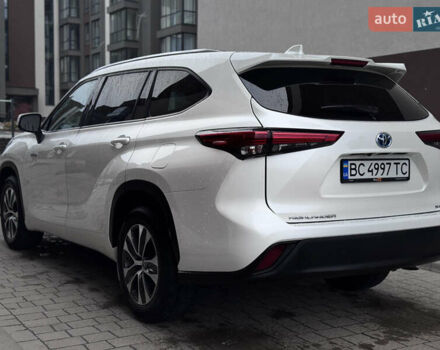 Тойота Хайлендер 2020 в Львове на Automoto.ua Белый Тойота Хайлендер, объемом двигателя 2.49 л и пробегом 60 тыс. км за 47500 $, фото 11 на Automoto.ua