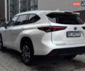 Тойота Хайлендер 2020 в Львове на Automoto.ua Белый Тойота Хайлендер, объемом двигателя 2.49 л и пробегом 60 тыс. км за 47500 $, фото 11 на Automoto.ua