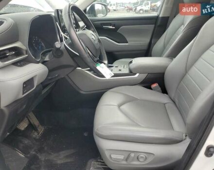 Белый Тойота Хайлендер, объемом двигателя 2.49 л и пробегом 100 тыс. км за 15300 $, фото 6 на Automoto.ua