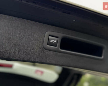 Білий Тойота Хайлендер, об'ємом двигуна 3.46 л та пробігом 49 тис. км за 44400 $, фото 28 на Automoto.ua