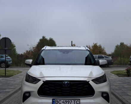 Тойота Хайлендер 2020 в Львове на Automoto.ua Белый Тойота Хайлендер, объемом двигателя 2.49 л и пробегом 60 тыс. км за 47500 $, фото 22 на Automoto.ua