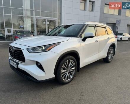 Белый Тойота Хайлендер, объемом двигателя 3.46 л и пробегом 21 тыс. км за 48000 $, фото 9 на Automoto.ua