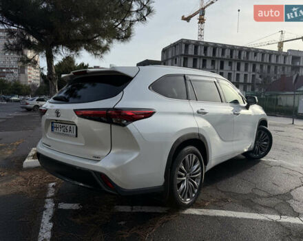 Белый Тойота Хайлендер, объемом двигателя 3.46 л и пробегом 52 тыс. км за 42500 $, фото 7 на Automoto.ua