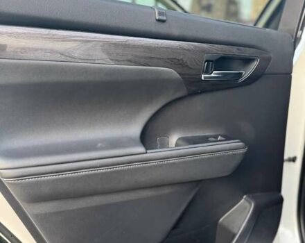 Белый Тойота Хайлендер, объемом двигателя 3.46 л и пробегом 21 тыс. км за 48000 $, фото 15 на Automoto.ua