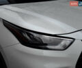 Тойота Хайлендер 2020 в Львове на Automoto.ua Белый Тойота Хайлендер, объемом двигателя 2.49 л и пробегом 60 тыс. км за 47500 $, фото 3 на Automoto.ua