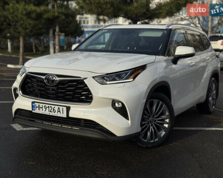 Белый Тойота Хайлендер, объемом двигателя 3.46 л и пробегом 52 тыс. км за 42500 $, фото 5 на Automoto.ua