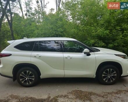 Белый Тойота Хайлендер, объемом двигателя 3.46 л и пробегом 93 тыс. км за 38000 $, фото 4 на Automoto.ua