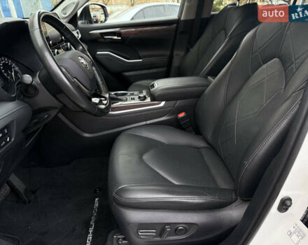 Белый Тойота Хайлендер, объемом двигателя 3.46 л и пробегом 52 тыс. км за 42500 $, фото 13 на Automoto.ua