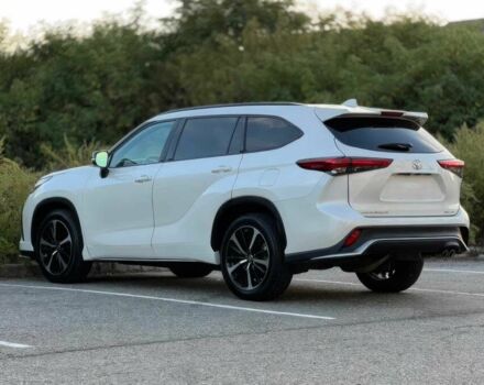 Тойота Хайлендер 2021 в Львове на Automoto.ua Белый Тойота Хайлендер, объемом двигателя 3.5 л и пробегом 19 тыс. км за 13500 $, фото 4 на Automoto.ua