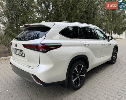 Білий Тойота Хайлендер, об'ємом двигуна 2.49 л та пробігом 81 тис. км за 52000 $, фото 2 на Automoto.ua