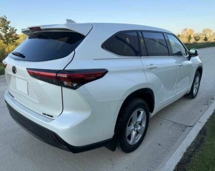 Білий Тойота Хайлендер, об'ємом двигуна 3.5 л та пробігом 33 тис. км за 13000 $, фото 2 на Automoto.ua