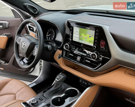 Белый Тойота Хайлендер, объемом двигателя 3.46 л и пробегом 41 тыс. км за 46700 $, фото 27 на Automoto.ua