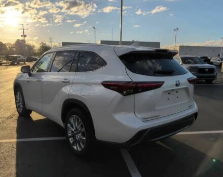 Тойота Хайлендер 2021 в Кривом Роге на Automoto.ua Белый Тойота Хайлендер, объемом двигателя 2.5 л и пробегом 21 тыс. км за 30100 $, фото 5 на Automoto.ua