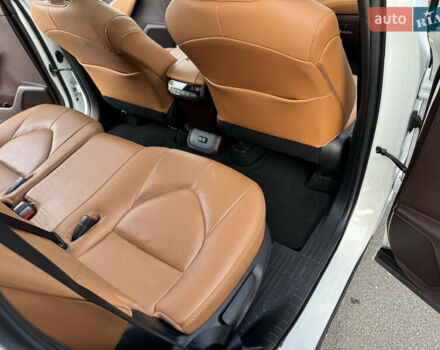 Белый Тойота Хайлендер, объемом двигателя 3.46 л и пробегом 41 тыс. км за 46700 $, фото 42 на Automoto.ua