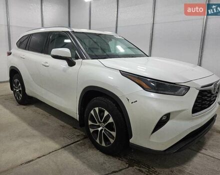 Белый Тойота Хайлендер, объемом двигателя 3.46 л и пробегом 86 тыс. км за 14700 $, фото 3 на Automoto.ua