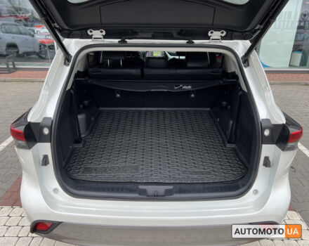 Білий Тойота Хайлендер, об'ємом двигуна 2.5 л та пробігом 81 тис. км за 50225 $, фото 4 на Automoto.ua