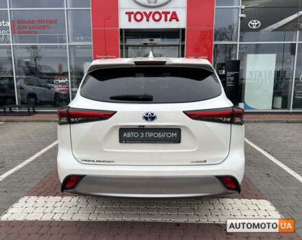 Білий Тойота Хайлендер, об'ємом двигуна 2.5 л та пробігом 81 тис. км за 50225 $, фото 3 на Automoto.ua