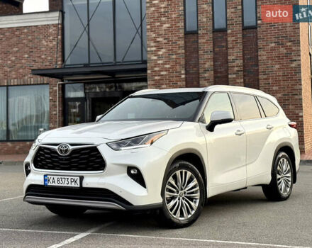 Белый Тойота Хайлендер, объемом двигателя 3.46 л и пробегом 41 тыс. км за 46700 $, фото 2 на Automoto.ua