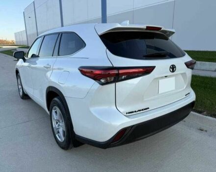 Білий Тойота Хайлендер, об'ємом двигуна 3.5 л та пробігом 33 тис. км за 13000 $, фото 1 на Automoto.ua