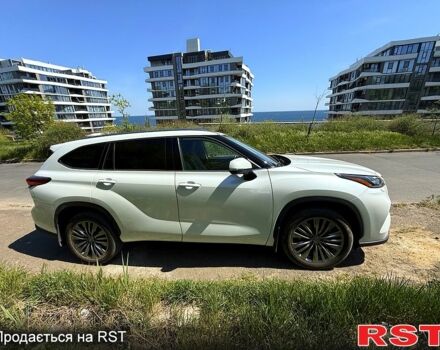 Белый Тойота Хайлендер, объемом двигателя 2.5 л и пробегом 41 тыс. км за 56500 $, фото 6 на Automoto.ua