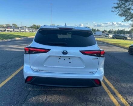 Белый Тойота Хайлендер, объемом двигателя 2.5 л и пробегом 12 тыс. км за 28750 $, фото 6 на Automoto.ua