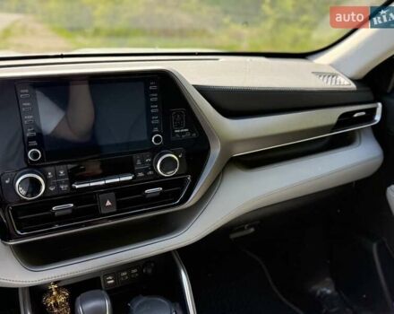 Белый Тойота Хайлендер, объемом двигателя 2.49 л и пробегом 41 тыс. км за 56500 $, фото 15 на Automoto.ua