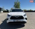 Белый Тойота Хайлендер, объемом двигателя 2.49 л и пробегом 67 тыс. км за 50300 $, фото 1 на Automoto.ua