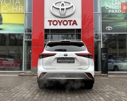 Білий Тойота Хайлендер, об'ємом двигуна 2.49 л та пробігом 138 тис. км за 49500 $, фото 3 на Automoto.ua