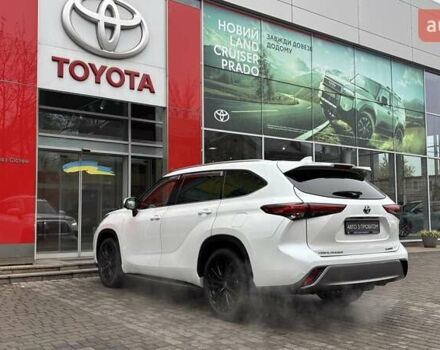 Білий Тойота Хайлендер, об'ємом двигуна 2.49 л та пробігом 138 тис. км за 49500 $, фото 1 на Automoto.ua