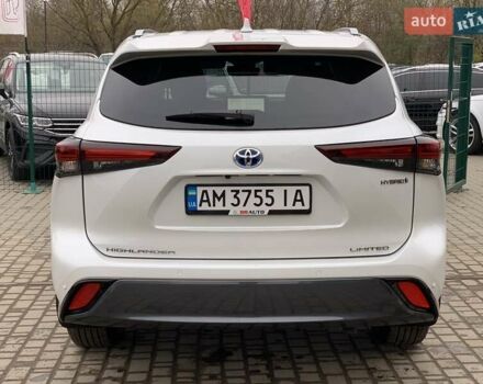 Белый Тойота Хайлендер, объемом двигателя 2.5 л и пробегом 13 тыс. км за 56999 $, фото 16 на Automoto.ua