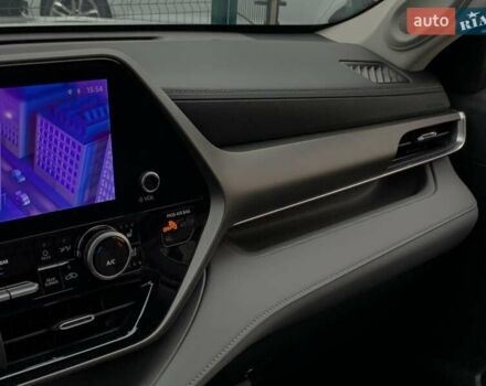 Белый Тойота Хайлендер, объемом двигателя 2.5 л и пробегом 13 тыс. км за 56999 $, фото 65 на Automoto.ua