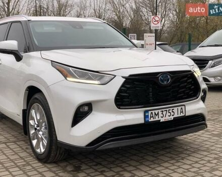 Белый Тойота Хайлендер, объемом двигателя 2.5 л и пробегом 13 тыс. км за 56999 $, фото 7 на Automoto.ua