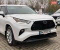 Белый Тойота Хайлендер, объемом двигателя 2.5 л и пробегом 13 тыс. км за 56999 $, фото 7 на Automoto.ua
