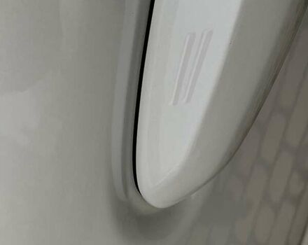 Белый Тойота Хайлендер, объемом двигателя 2.5 л и пробегом 13 тыс. км за 56999 $, фото 42 на Automoto.ua