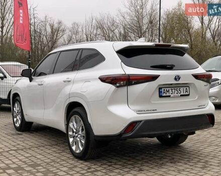 Белый Тойота Хайлендер, объемом двигателя 2.5 л и пробегом 13 тыс. км за 56999 $, фото 18 на Automoto.ua