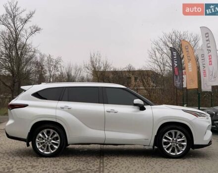 Белый Тойота Хайлендер, объемом двигателя 2.5 л и пробегом 13 тыс. км за 56999 $, фото 21 на Automoto.ua
