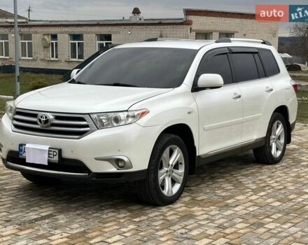 Белый Тойота Хайлендер, объемом двигателя 3.46 л и пробегом 189 тыс. км за 16500 $, фото 1 на Automoto.ua