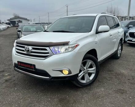 Белый Тойота Хайлендер, объемом двигателя 3.46 л и пробегом 199 тыс. км за 18000 $, фото 1 на Automoto.ua