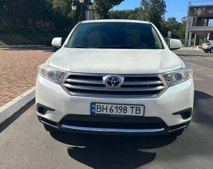 Білий Тойота Хайлендер, об'ємом двигуна 2.7 л та пробігом 93 тис. км за 19000 $, фото 1 на Automoto.ua