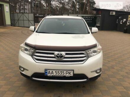 Білий Тойота Хайлендер, об'ємом двигуна 3.5 л та пробігом 220 тис. км за 19000 $, фото 1 на Automoto.ua