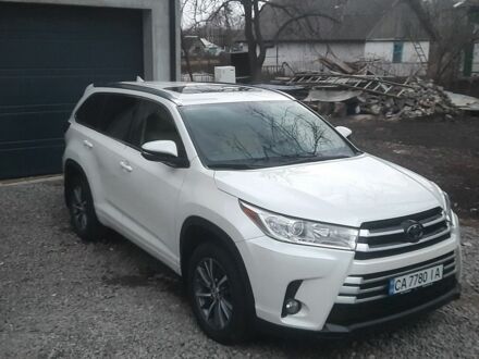 Білий Тойота Хайлендер, об'ємом двигуна 3.5 л та пробігом 88 тис. км за 29900 $, фото 1 на Automoto.ua