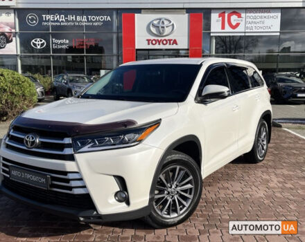 Белый Тойота Хайлендер, объемом двигателя 2.7 л и пробегом 136 тыс. км за 23900 $, фото 1 на Automoto.ua