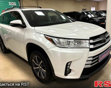 Білий Тойота Хайлендер, об'ємом двигуна 3.5 л та пробігом 183 тис. км за 18900 $, фото 1 на Automoto.ua