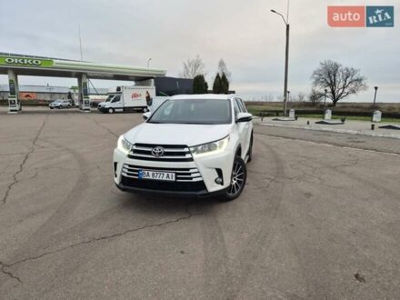 Білий Тойота Хайлендер, об'ємом двигуна 2.67 л та пробігом 149 тис. км за 29500 $, фото 1 на Automoto.ua