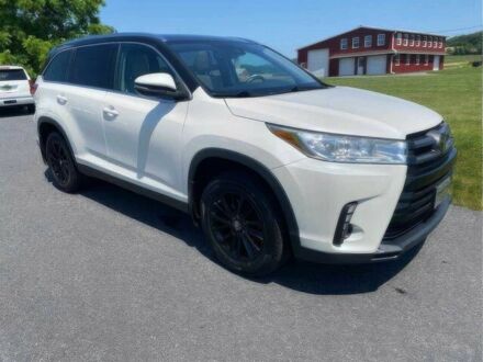 Тойота Хайлендер 2019 в Николаеве на Automoto.ua Белый Тойота Хайлендер, объемом двигателя 3.5 л и пробегом 60 тыс. км за 21000 $, фото 1 на Automoto.ua