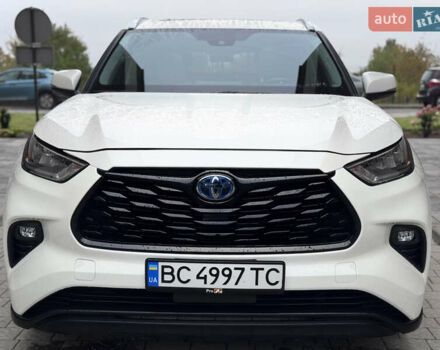 Белый Тойота Хайлендер, объемом двигателя 2.49 л и пробегом 60 тыс. км за 47500 $, фото 1 на Automoto.ua